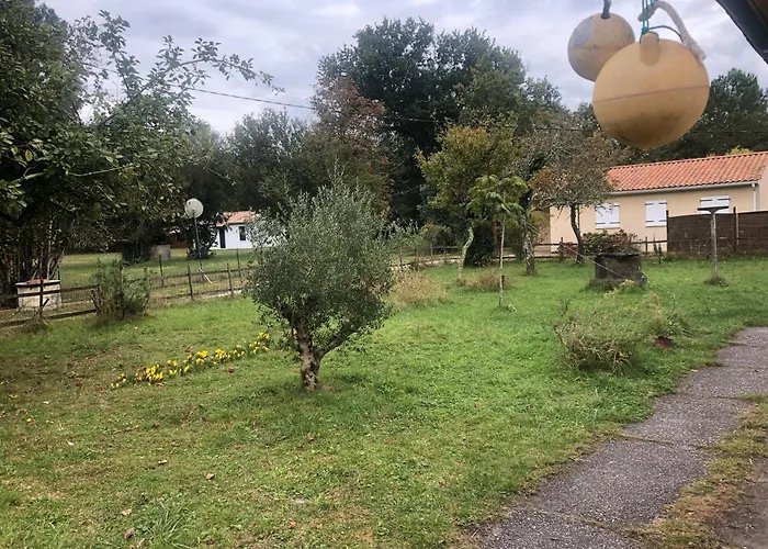 Petite Maison De Pays