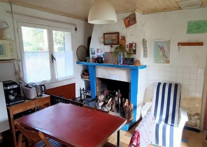 Petite Maison De Pays