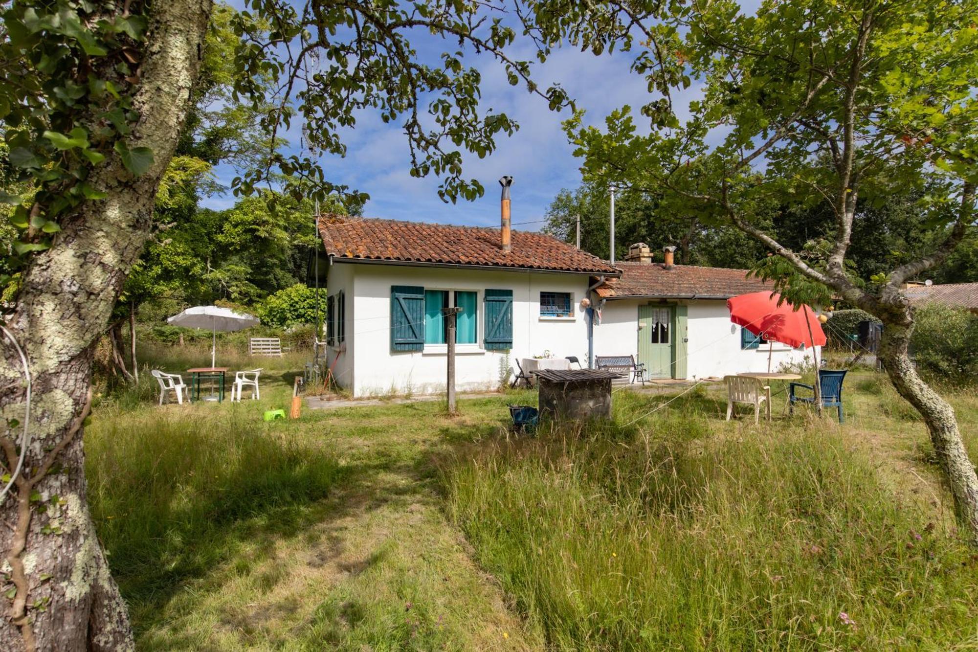 Petite Maison De Pays *